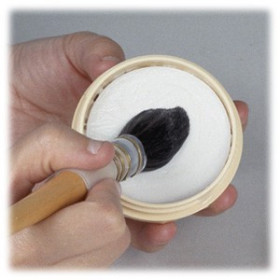 THE MASTERS - Savon Nettoyant Rénovateur Pinceaux - 30ml Tube