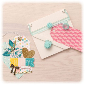 WE R MEMORY KEEPERS - Punch Board - Tag